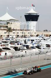 Sergio Perez (MEX) Sahara Force India F1 VJM07. 21.11.2014. Formula 1 World Championship, Rd 19, Abu Dhabi Grand Prix, Yas Marina Circuit, Abu Dhabi, Practice Day.