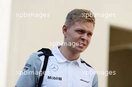 Kevin Magnussen (DEN) McLaren. 21.11.2014. Formula 1 World Championship, Rd 19, Abu Dhabi Grand Prix, Yas Marina Circuit, Abu Dhabi, Practice Day.