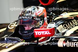 Esteban Ocon (FRA) Lotus F1 E22 Test Driver. 21.11.2014. Formula 1 World Championship, Rd 19, Abu Dhabi Grand Prix, Yas Marina Circuit, Abu Dhabi, Practice Day.