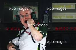 Finbarr O'Connell, Caterham F1 Team Administrator. 21.11.2014. Formula 1 World Championship, Rd 19, Abu Dhabi Grand Prix, Yas Marina Circuit, Abu Dhabi, Practice Day.