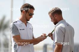 Jenson Button (GBR) McLaren. 21.11.2014. Formula 1 World Championship, Rd 19, Abu Dhabi Grand Prix, Yas Marina Circuit, Abu Dhabi, Practice Day.