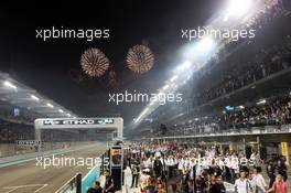 Fireworks over the circuit as the race ends. 23.11.2014. Formula 1 World Championship, Rd 19, Abu Dhabi Grand Prix, Yas Marina Circuit, Abu Dhabi, Race Day.