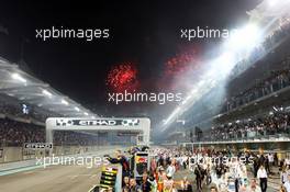 Fireworks over the circuit as the race ends. 23.11.2014. Formula 1 World Championship, Rd 19, Abu Dhabi Grand Prix, Yas Marina Circuit, Abu Dhabi, Race Day.