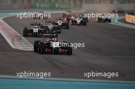 Nico Hulkenberg (GER) Sahara Force India F1 VJM07. 23.11.2014. Formula 1 World Championship, Rd 19, Abu Dhabi Grand Prix, Yas Marina Circuit, Abu Dhabi, Race Day.