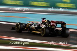 Romain Grosjean (FRA) Lotus F1 E22. 23.11.2014. Formula 1 World Championship, Rd 19, Abu Dhabi Grand Prix, Yas Marina Circuit, Abu Dhabi, Race Day.