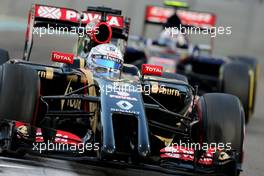 Romain Grosjean (FRA), Lotus F1 Team  23.11.2014. Formula 1 World Championship, Rd 19, Abu Dhabi Grand Prix, Yas Marina Circuit, Abu Dhabi, Race Day.