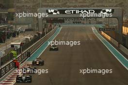 Adrian Sutil (GER) Sauber C33. 23.11.2014. Formula 1 World Championship, Rd 19, Abu Dhabi Grand Prix, Yas Marina Circuit, Abu Dhabi, Race Day.
