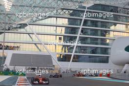 Fernando Alonso (ESP), Scuderia Ferrari  23.11.2014. Formula 1 World Championship, Rd 19, Abu Dhabi Grand Prix, Yas Marina Circuit, Abu Dhabi, Race Day.