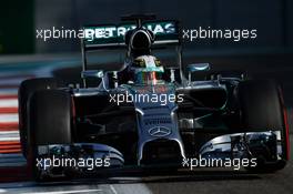 Lewis Hamilton (GBR) Mercedes AMG F1 W05. 22.11.2014. Formula 1 World Championship, Rd 19, Abu Dhabi Grand Prix, Yas Marina Circuit, Abu Dhabi, Qualifying Day.