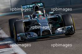 Lewis Hamilton (GBR) Mercedes AMG F1 W05. 22.11.2014. Formula 1 World Championship, Rd 19, Abu Dhabi Grand Prix, Yas Marina Circuit, Abu Dhabi, Qualifying Day.