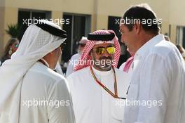 HRH Prince Salman bin Hamad Al Khalifa, Crown Prince of Bahrain (Left) with Gerhard Berger (AUT) (Right). 23.11.2014. Formula 1 World Championship, Rd 19, Abu Dhabi Grand Prix, Yas Marina Circuit, Abu Dhabi, Race Day.