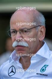 Dr. Dieter Zetsche (GER) Daimler AG CEO. 23.11.2014. Formula 1 World Championship, Rd 19, Abu Dhabi Grand Prix, Yas Marina Circuit, Abu Dhabi, Race Day.
