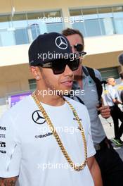 Lewis Hamilton (GBR) Mercedes AMG F1. 23.11.2014. Formula 1 World Championship, Rd 19, Abu Dhabi Grand Prix, Yas Marina Circuit, Abu Dhabi, Race Day.