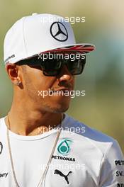 Lewis Hamilton (GBR) Mercedes AMG F1. 20.11.2014. Formula 1 World Championship, Rd 19, Abu Dhabi Grand Prix, Yas Marina Circuit, Abu Dhabi, Preparation Day.