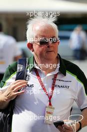Finbarr O'Connell, Caterham F1 Team Administrator. 20.11.2014. Formula 1 World Championship, Rd 19, Abu Dhabi Grand Prix, Yas Marina Circuit, Abu Dhabi, Preparation Day.