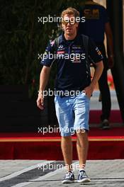 Sebastian Vettel (GER) Red Bull Racing. 20.11.2014. Formula 1 World Championship, Rd 19, Abu Dhabi Grand Prix, Yas Marina Circuit, Abu Dhabi, Preparation Day.