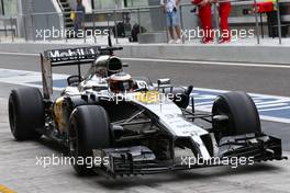Stoffel Vandoorne (BEL) McLaren MP4-29H Test and Reserve Driver. 25.11.2014. Formula 1 Testing, Day One, Yas Marina Circuit, Abu Dhabi, Tuesday.