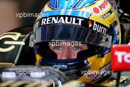Charles Pic (FRA), Third Driver, Lotus F1 Team  25.11.2014. Formula 1 Testing, Day One, Yas Marina Circuit, Abu Dhabi, Tuesday.