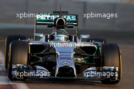 Nico Rosberg (GER), Mercedes AMG F1 Team  25.11.2014. Formula 1 Testing, Day One, Yas Marina Circuit, Abu Dhabi, Tuesday.