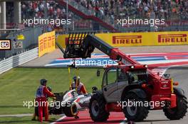 The Sauber C33 of race retiree Adrian Sutil (GER) Sauber is removed from the circuit. 02.11.2014. Formula 1 World Championship, Rd 17, United States Grand Prix, Austin, Texas, USA, Race Day.