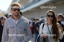 (L to R): Jenson Button (GBR) McLaren with his girlfriend Jessica Michibata (JPN). 02.11.2014. Formula 1 World Championship, Rd 17, United States Grand Prix, Austin, Texas, USA, Race Day.