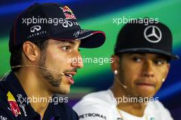 (L to R): Daniel Ricciardo (AUS) Red Bull Racing and Lewis Hamilton (GBR) Mercedes AMG F1 in the FIA Press Conference. 30.10.2014. Formula 1 World Championship, Rd 17, United States Grand Prix, Austin, Texas, USA, Preparation Day.