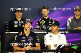 (L to R): Daniel Ricciardo (AUS) Red Bull Racing and Lewis Hamilton (GBR) Mercedes AMG F1 in the FIA Press Conference. 30.10.2014. Formula 1 World Championship, Rd 17, United States Grand Prix, Austin, Texas, USA, Preparation Day.