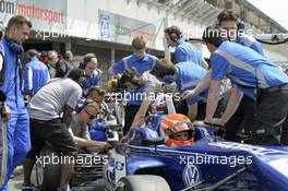 Edward Jones (UAE) CARLIN Dallara F312 Volkswagen 02.05.2014. FIA F3 European Championship 2014, Round 2, Qualifying, Hockenheim, Germany