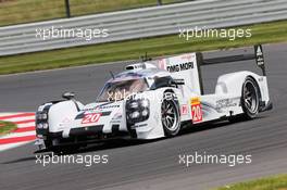 #20 Timo Bernhard (GER) / Mark Webber (AUS) / Brendon Hartley (NZL) - Porsche Team, Porsche 919 Hybrid. 18.04.2014. FIA World Endurance Championship, Round 1, Silverstone, England, Friday.