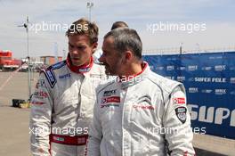   Qualifying, Tom Chilton (GBR) Chevrolet RML Cruze TC1, ROAL Motorsport and Yvan Muller (FRA) Citroen C-ElysÃ©e WTCC, Citroen Total WTCC   12.04.2014. World Touring Car Championship, Rounds 01 and 02, Marrakech, Morocco.