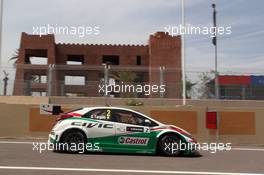   Testing, Gabriele Tarquini (ITA) Honda Civic WTCC, Castrol Honda WTC Team  11.04.2014. World Touring Car Championship, Rounds 01 and 02, Marrakech, Morocco.