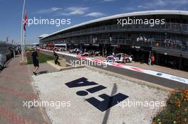   Qualifying, The pit lane   12.04.2014. World Touring Car Championship, Rounds 01 and 02, Marrakech, Morocco.