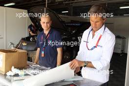   (L-R) Roberto Ravaglia,Team Roal Motorsport  11.04.2014. World Touring Car Championship, Rounds 01 and 02, Marrakech, Morocco.