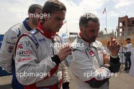   Qualifying, Tom Chilton (GBR) Chevrolet RML Cruze TC1, ROAL Motorsport and Yvan Muller (FRA) Citroen C-ElysÃ©e WTCC, Citroen Total WTCC   12.04.2014. World Touring Car Championship, Rounds 01 and 02, Marrakech, Morocco.