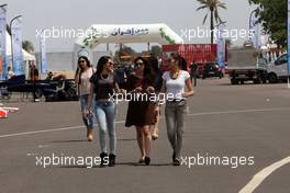 10.04.2014- Girls in the paddock