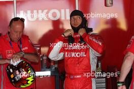   Free Practice 2, Robert Huff (GBR) LADA Granta 1.6T, LADA Sport Lukoil and his father   12.04.2014. World Touring Car Championship, Rounds 01 and 02, Marrakech, Morocco.