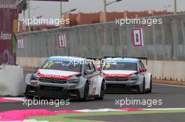   Race 1, Jose Maria Lopez (ARG) Citroen C-Elysee WTCC and Sebastian Loeb (FRA) Citroen C-Elysee WTCC, Citroen Total WTCC   13.04.2014. World Touring Car Championship, Rounds 01 and 02, Marrakech, Morocco.
