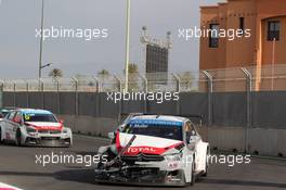   Race 2, Crash, Yvan Muller (FRA) Citroen C-Elysee WTCC, Citroen Total WTCC   13.04.2014. World Touring Car Championship, Rounds 01 and 02, Marrakech, Morocco.