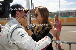   Qualifying, JosÃ© Maria Lopez (ARG) Citroen C-ElysÃ©e WTCC, Citroen Total WTCC pole position with his wife   12.04.2014. World Touring Car Championship, Rounds 01 and 02, Marrakech, Morocco.