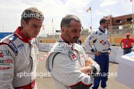   Qualifying, Tom Chilton (GBR) Chevrolet RML Cruze TC1, ROAL Motorsport and Yvan Muller (FRA) Citroen C-ElysÃ©e WTCC, Citroen Total WTCC   12.04.2014. World Touring Car Championship, Rounds 01 and 02, Marrakech, Morocco.