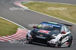 Gianni Morbidelli (ITA), Chevrolet RML Cruze TC1, ALL-INKL_COM Munnich Motorsport 25.10.2014. World Touring Car Championship, Rounds 22 and 23, Suzuka, Japan.
