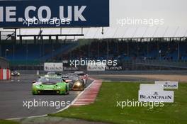 #19 GRT GRASSER RACING TEAM (AUT) LAMBORGHINI HURACAN GT3 ANDREW PALMER (USA) FABIO BABINI (ITA) JEROEN MUL (NDL) 23-24.05.2015. Blancpain Endurance Series, Rd 2, Silverstone, England.