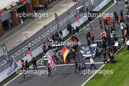 AMBIANCE STARTING GRID 10.05.2015. Blancpain Sprint Series, Rd 2, Brands Hatch, England. Sunday.