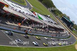 STARTING GRID 10.05.2015. Blancpain Sprint Series, Rd 2, Brands Hatch, England. Sunday.