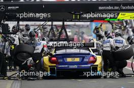 Pitstop, Gary Paffett (GBR) ART Grand Prix Mercedes-AMG C63 DTM 13.09.2015, DTM Round 7, Motorsport Arena, Oschersleben, Germany, Race 2, Sunday.