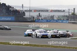 Start of the Race, Maxime Martin (BEL) BMW Team RMG BMW M4 DTM leads 26.09.2015, DTM Round 8, Nürburgring, Germany, Saturday, Race 1.