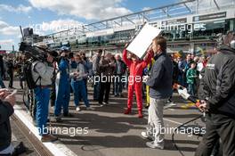 stating grid; ARD-Team; TV Crew; Claus Lufen; Norbert Haug 27.09.2015, DTM Round 8, Nuerburgring, Germany, Race 2, Sunday.