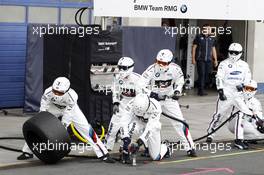 BMW Mechanics 13.04.2015, DTM Test, Motorsport Arena Oschersleben, Germany, Monday.
