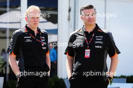 (L to R): Andrew Green (GBR) Sahara Force India F1 Team Technical Director with Andy Stevenson (GBR) Sahara Force India F1 Team Manager. 13.03.2015. Formula 1 World Championship, Rd 1, Australian Grand Prix, Albert Park, Melbourne, Australia, Practice Day.