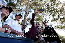 Romain Grosjean (FRA), Lotus F1 Team  13.03.2015. Formula 1 World Championship, Rd 1, Australian Grand Prix, Albert Park, Melbourne, Australia, Practice Day.